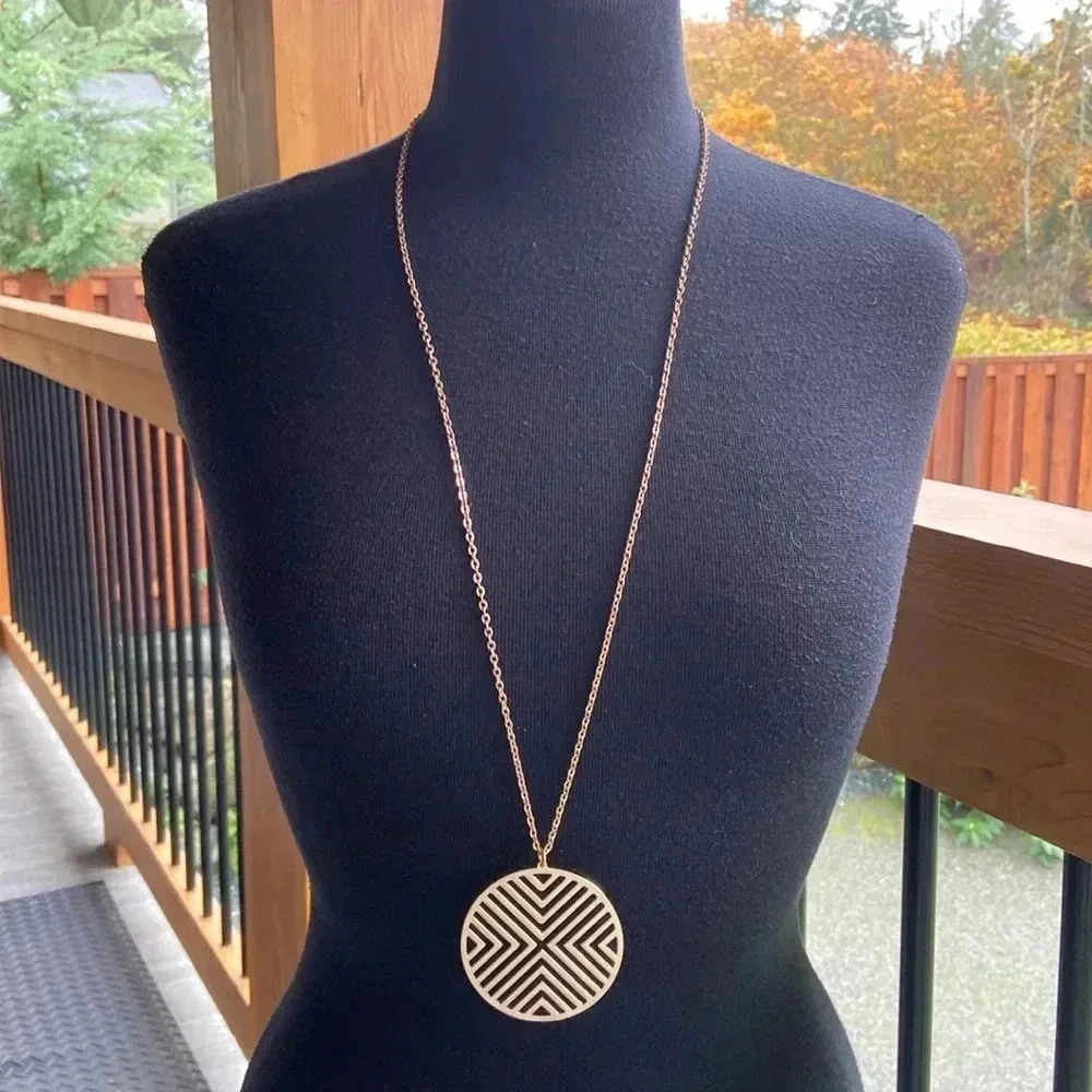 Gold  Fashion Necklace